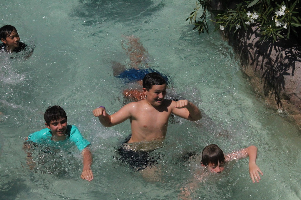 Village Camps International Summer Camp Ard&egrave;che, France 2019-07-26 https://www.villagecamps.com/journals_admin/images/2229-4881-WaterPark1 copy.jpg